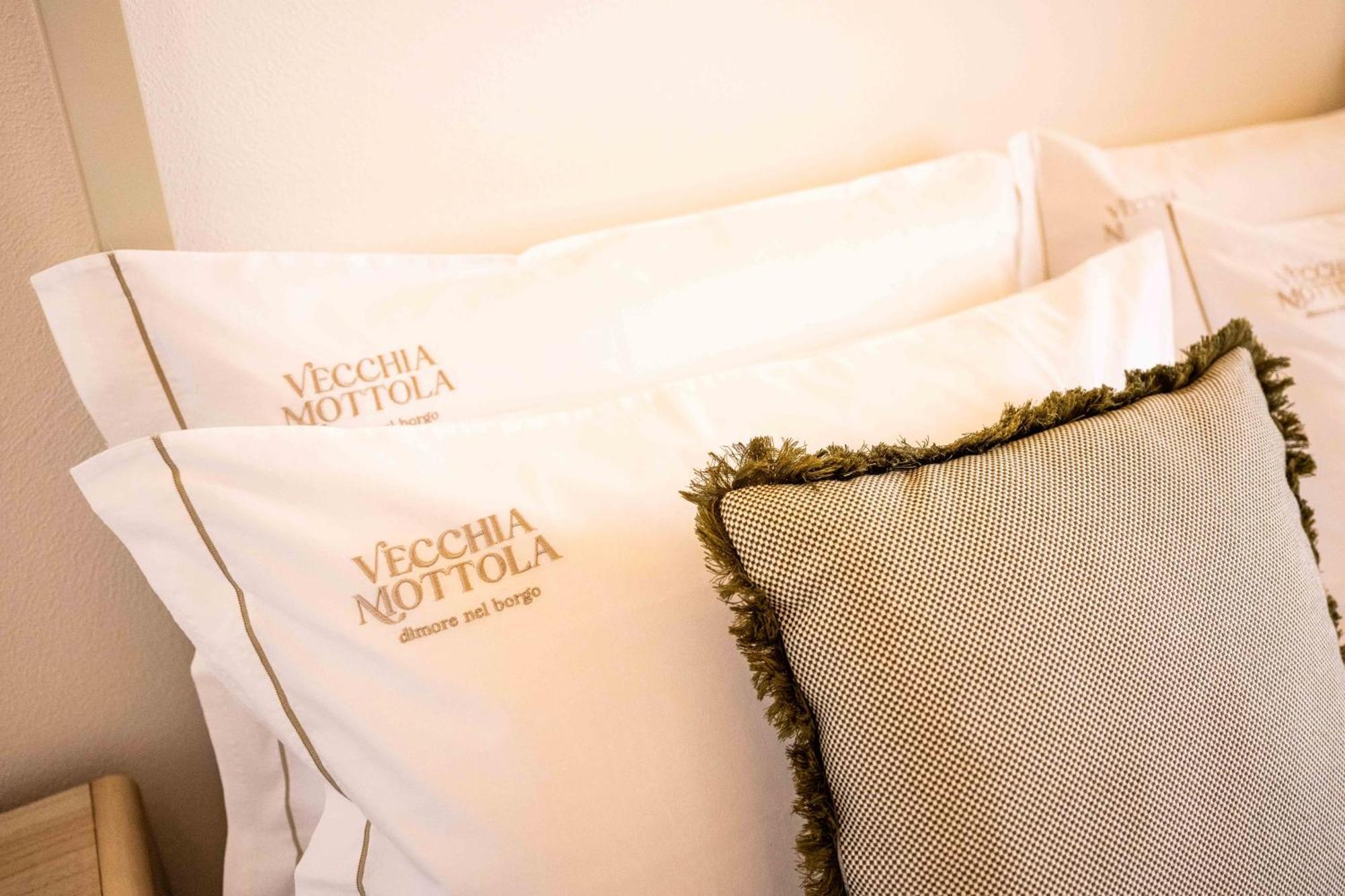 Готель Vecchia Mottola Wellness Екстер'єр фото